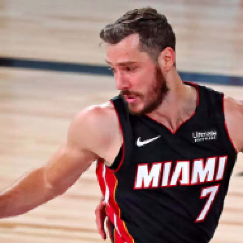 Erik Spoelstra dijo que Goran Dragic sigue teniendo dudas para el Juego 5