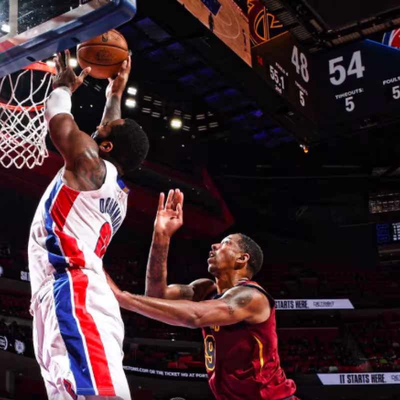 Drummond y Griffin destrozan a los Cavs y mantienen invictos a los Pistons