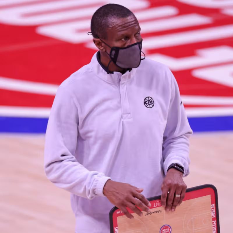 Las claves del proceso de reconstrucción de Detroit Pistons que será dirigido por Dwane Casey