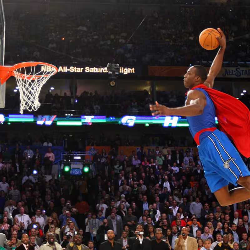 Howard vuela en el concurso del 2008, el cual ganó. Foto: nba.com