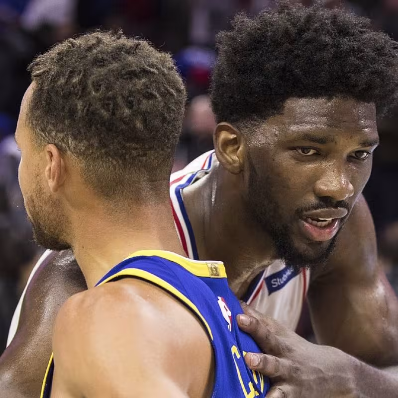 Joel Embiid, rumor traspaso Golden State Warriors. Foto: gettyimages