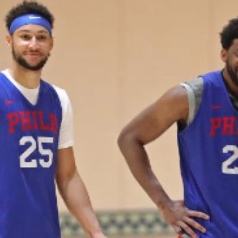 ¡Ben Simmons se muda a casa de Joel Embiid!