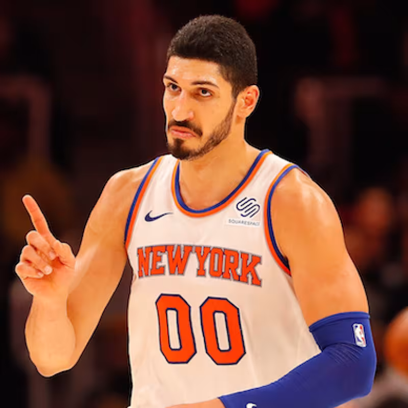 Enes Kanter insulta a la NBA tras no incluirle en una publicación por miedo al dictador turco Erdogan