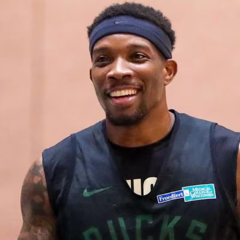 Eric Bledsoe durante un entrenamiento con Milwaukee Bucks "Foto: NBA.com"