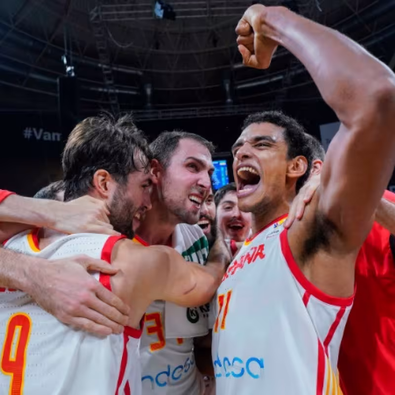 España, clasificada para el Mundial de China tras una sufrida victoria contra Ucrania