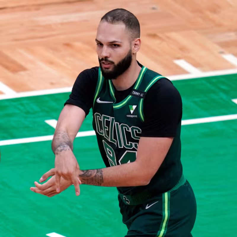 Evan Fournier achaca su mal rendimiento en Boston Celtics a las secuales del COVID-19