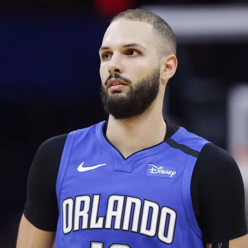 La canasta decisiva de Evan Fournier para darle el triunfo a los Magic ante los Cavs