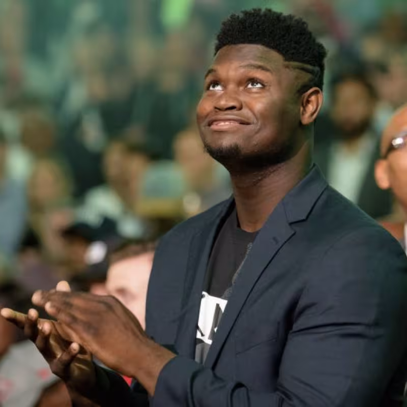 Zion Williamson continúa con su recuperación