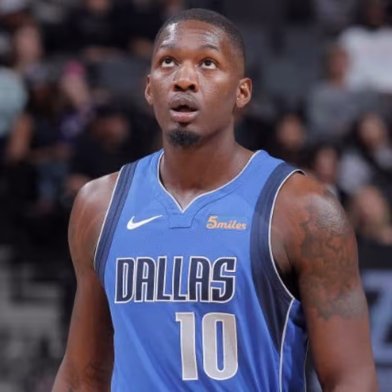 Dorian Finney-Smith renueva con Dallas Mavericks para las próximas tres temporadas