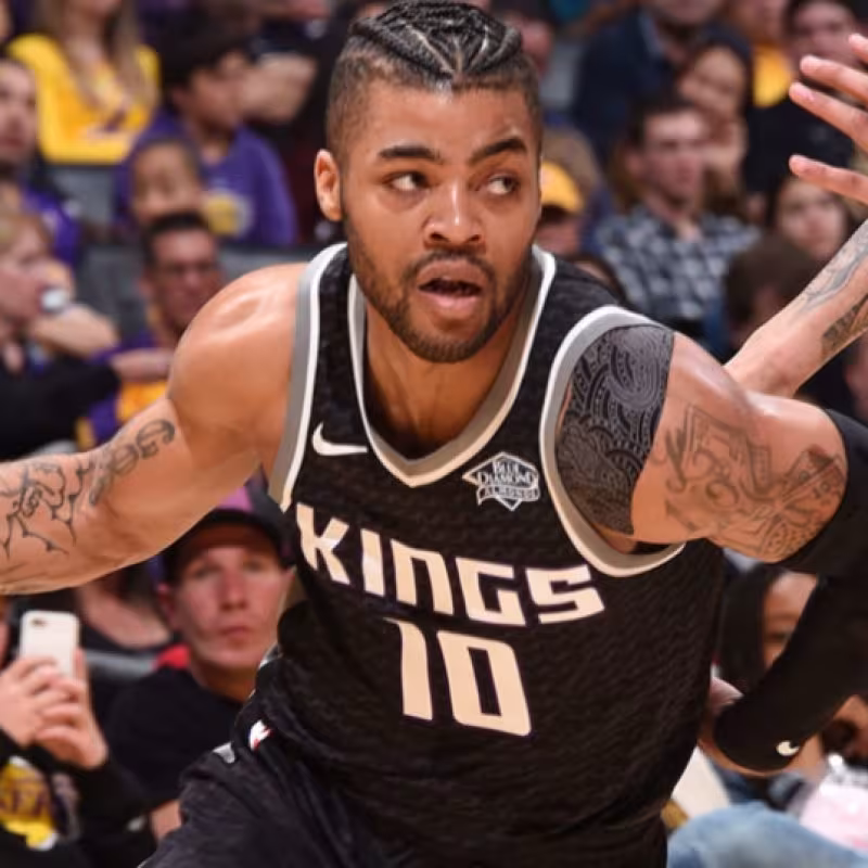 Los Bucks no se conforman con Kyle Korver y fichan también a Frank Mason III