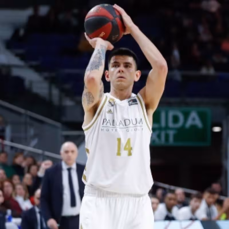 Gabriel Deck, jugador del Real Madrid de Baloncesto.
