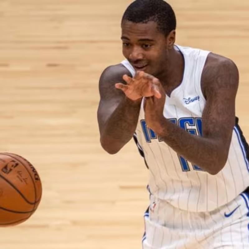 Mercado NBA: Philadelphia Sixers firma a Gary Clark