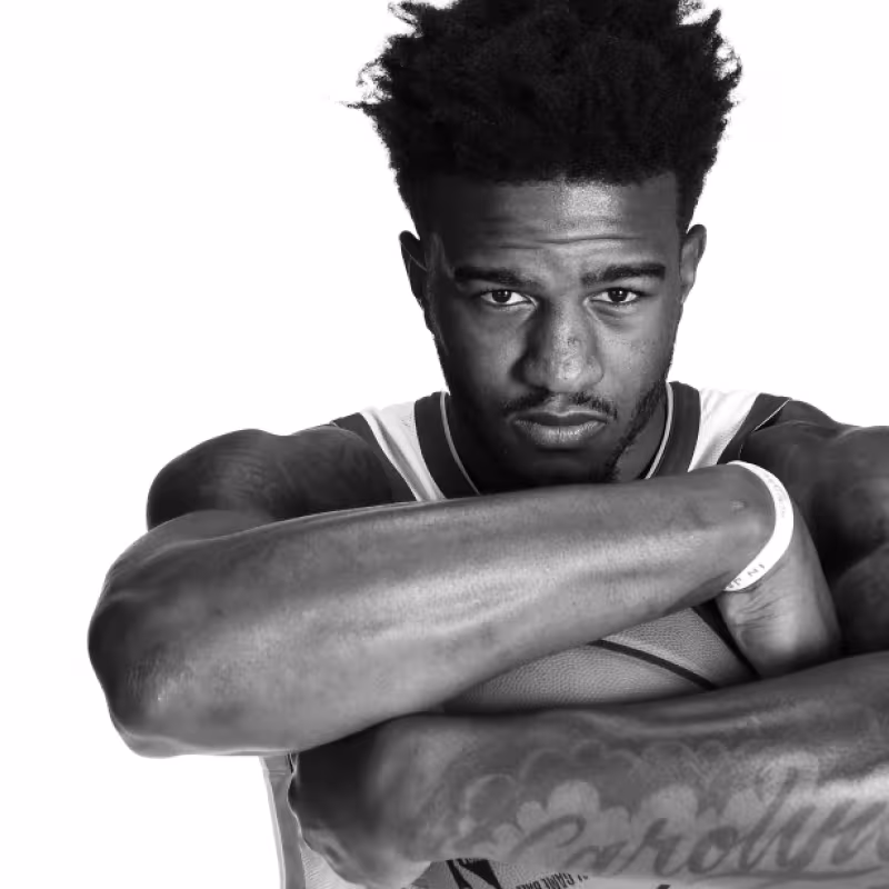 Jordan Bell, jugador de segundo año de Warriors