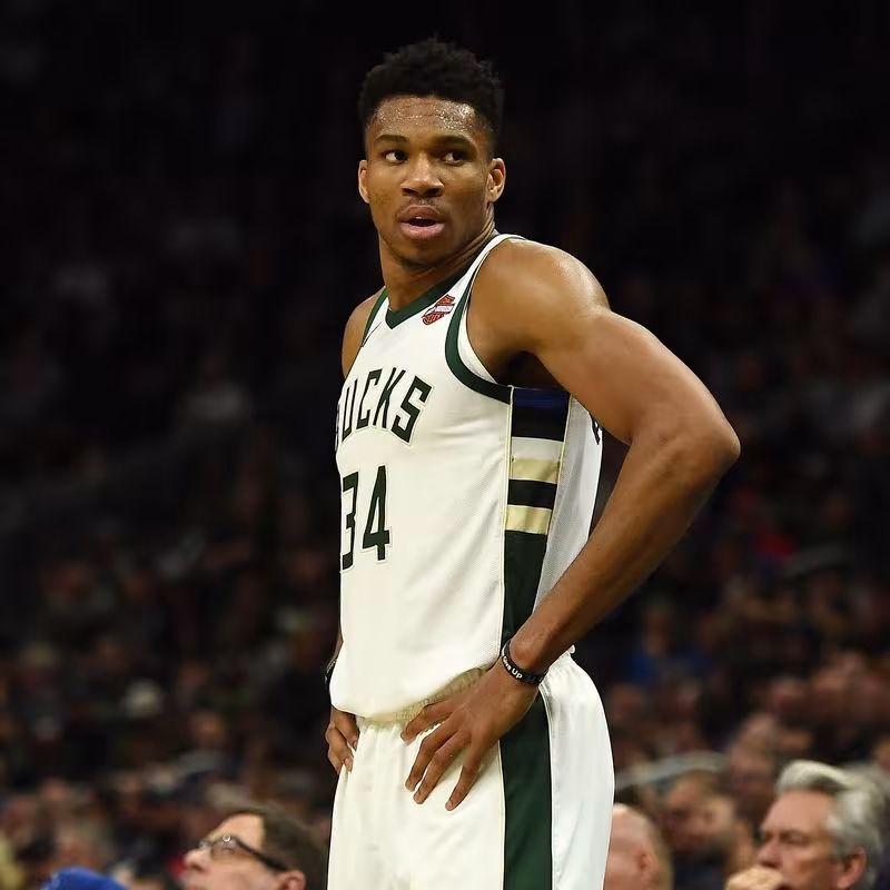 La incomprensible reacción de Antetokounmpo que supuso su expulsión