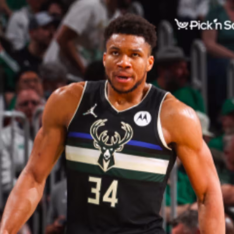 Giannis Antetokounmpo, estrella de Milwaukee Bucks. 