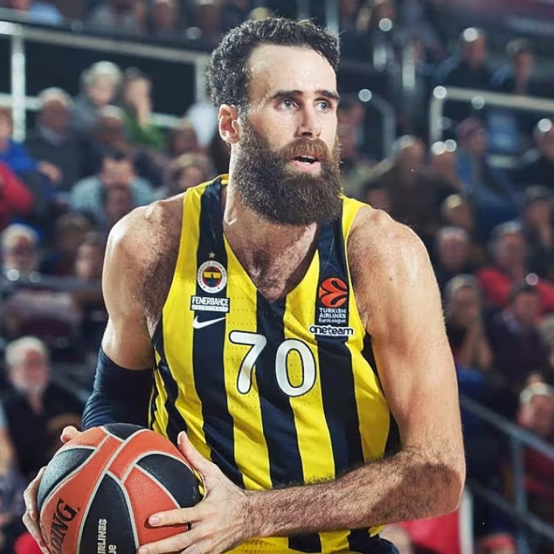 Datome abandona el Fenerbahce y Shved renueva con el Khimki