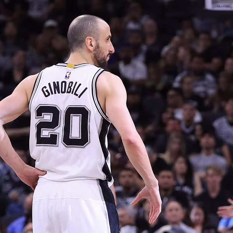 Manu Ginobili regresa a San Antonio Spurs