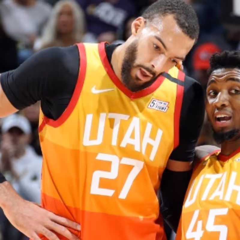 Rudy Gobert y Donovan Mitchell, jugadores de Utah Jazz.
