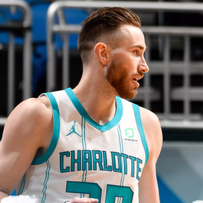 Gordon Hayward, estrella de Charlotte Hornets.
