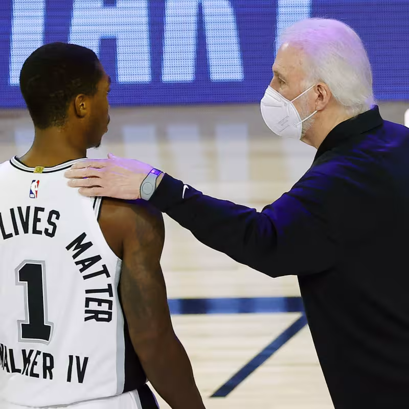 Los entrenadores NBA, obligados a llevar mascarilla durante los partidos