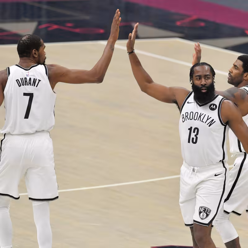 Debut con derrota del 'Big Three' de los Nets.