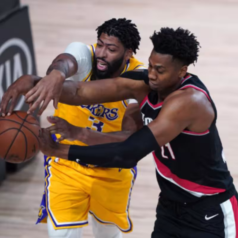 Rumores NBA: Hassan Whiteside, otro pívot en la agenda de Los Ángeles Lakers