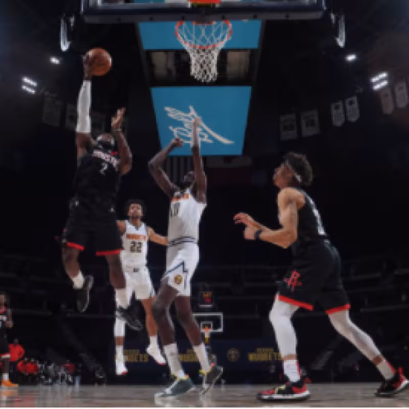 La jugada más surrealista de la NBA en los últimos tiempos