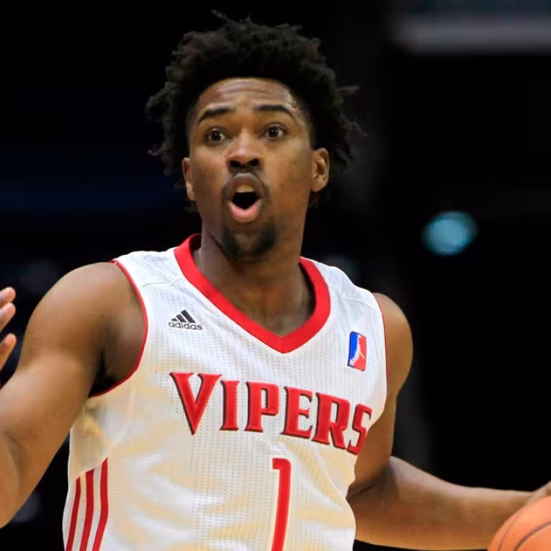 Los Raptors firman al agente libre Isaiah Taylor