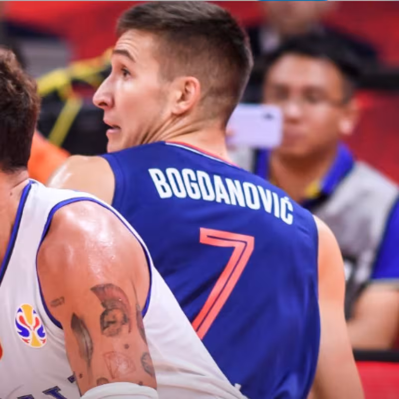Serbia supera a Italia y los transalpinos serán los rivales de España el viernes