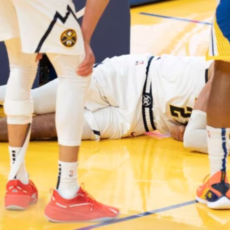Jamal Murray se resiente de su lesión "Foto: NBA.com"