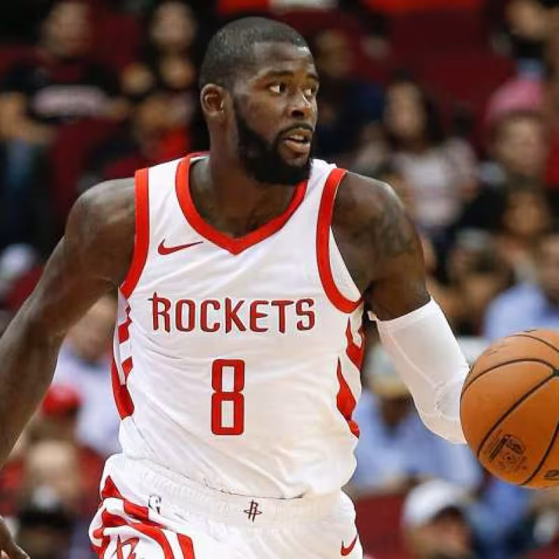 Houston Rockets traspasa a James Ennis a Philadelphia 76ers