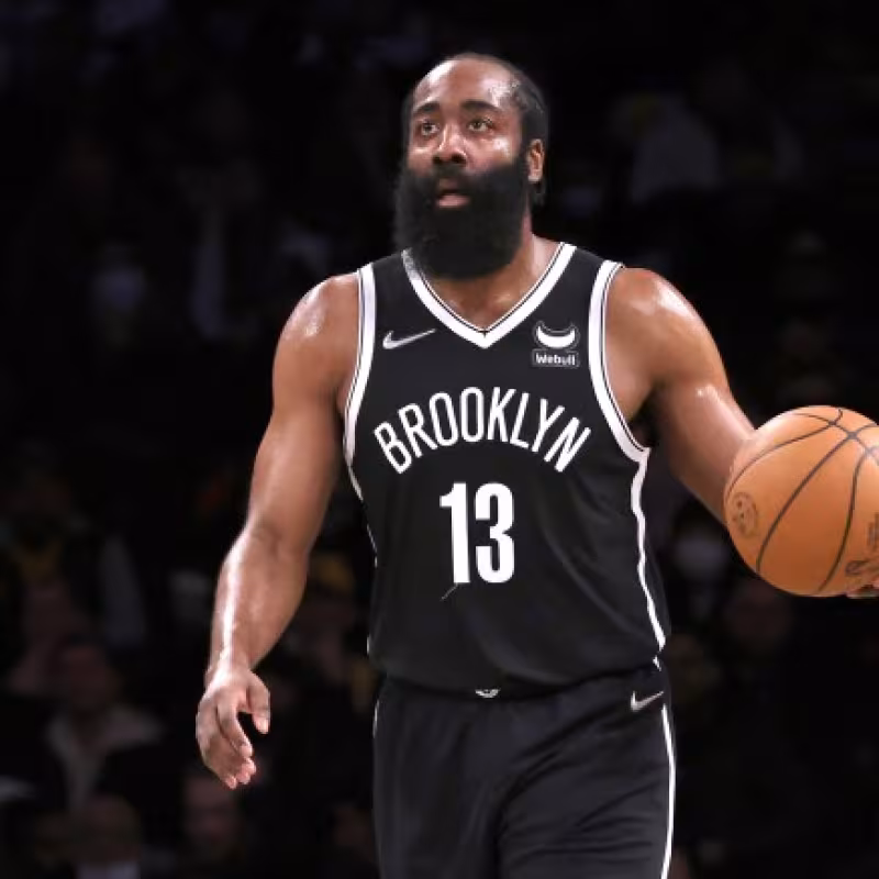 Harden, dispuesto a arriesgar y jugar con dolor