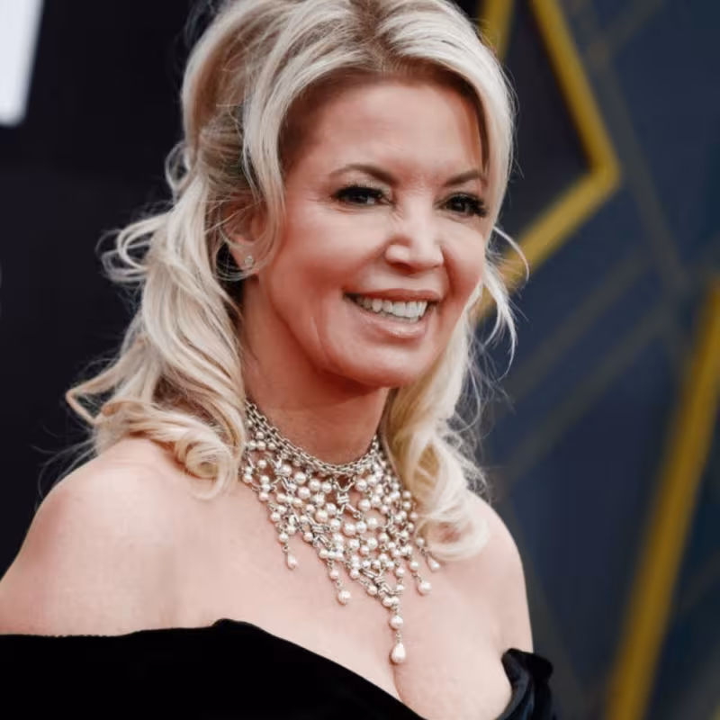 Jeanie Buss y el desafiante mensaje lanzado a Brooklyn Nets