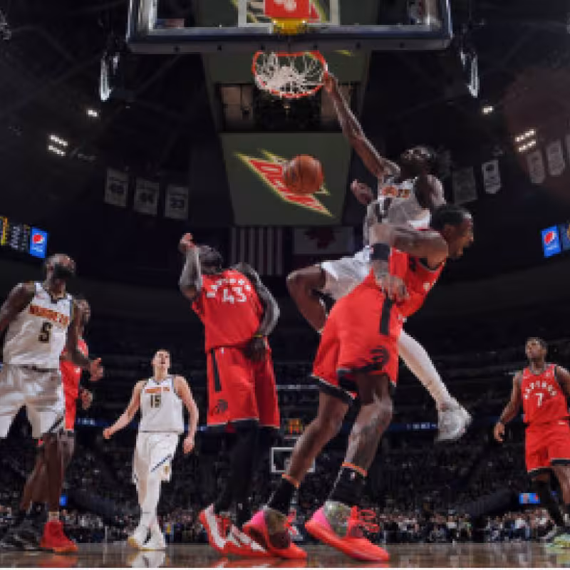 Jerami Grant protagoniza uno de los mates de la temporada