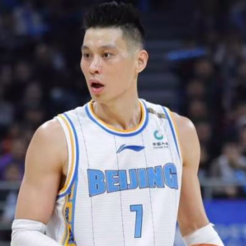 Jeremy Lin es una de las estrellas de la CBA china.