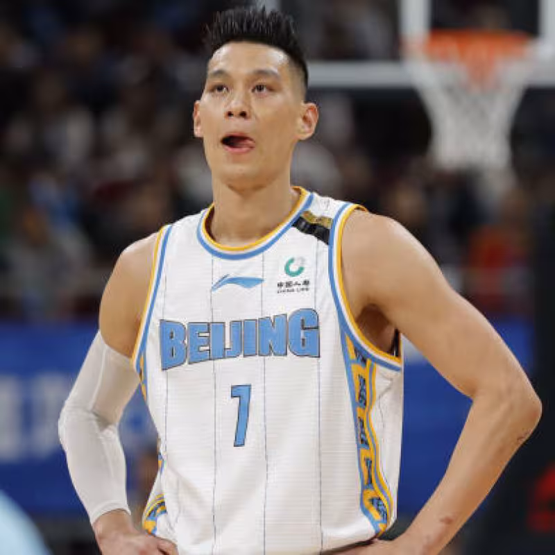 Jeremy Lin insinúa su retirada del baloncesto y critica no haber recibido ofertas NBA