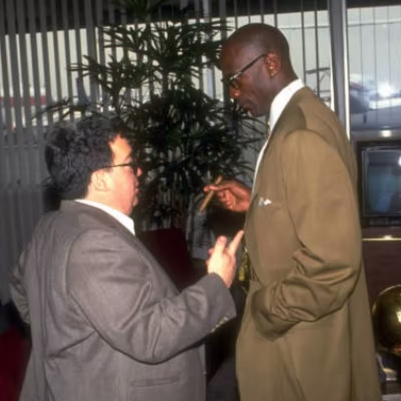 Jerry Krause y Michael Jordan durante las Finales de 1991. Foto: Bill Smith / Sports Illustrated