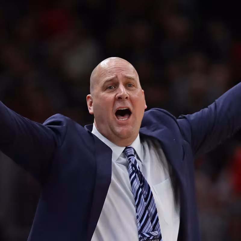 Karnisovas ya busca al reemplazante de Jim Boylen en los Bulls