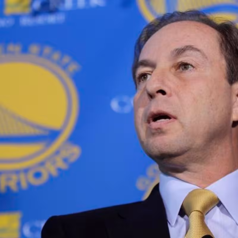 Joe Lacob, propietario de los Warriors: "No tenemos ni idea de lo que vamos a hacer en el mercado de fichajes"