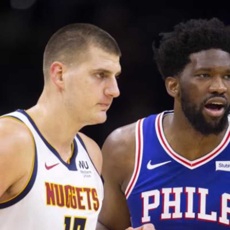 Nikola Jokic y Joel Embiid, los grandes favoritos para el MVP de la temporada. 
