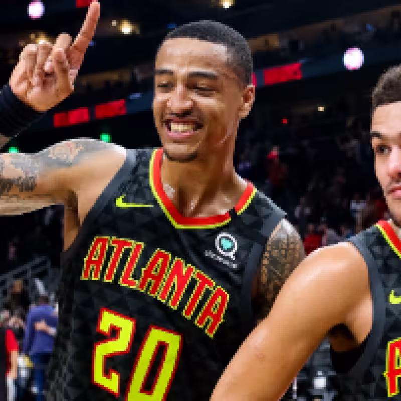 John Collins no está de acuerdo con la forma de manejar al equipo que tiene Trae Young