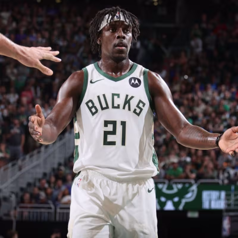 Jrue Holiday: "Nuestra principal prioridad es ser más agresivos que los Hawks, luego viene todo lo demás"