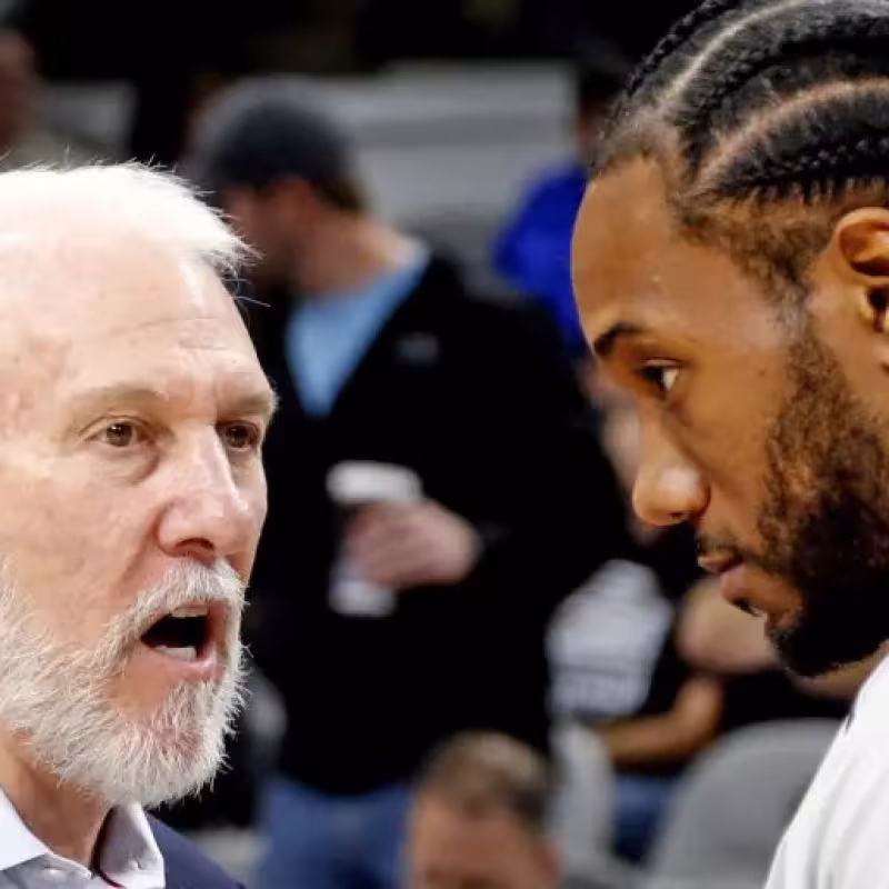 Gregg Popovich y Kawhi Leonard, en su etapa en los Spurs