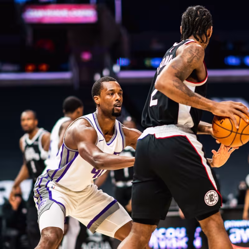 Kawhi Leonard, sobre la derrota: "Nos metimos en un hoyo al principio y no supimos reaccionar"