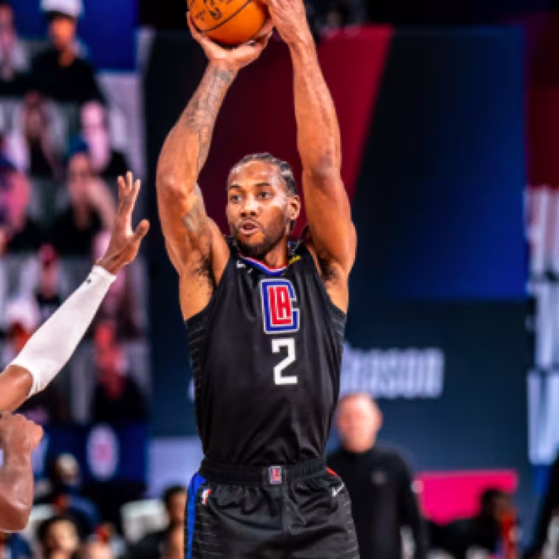 Los Clippers destrozan a los Nuggets con un Kawhi Leonard imparable (1-0)