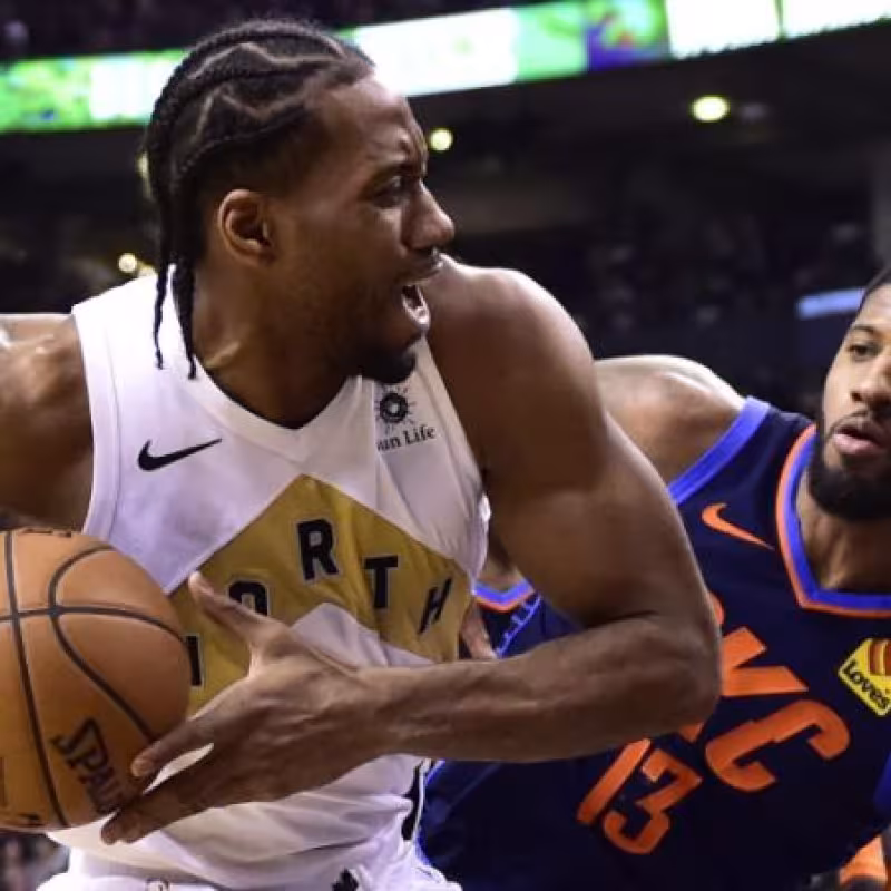 Kawhi Leonard y Paul George, en un partido de la pasada temporada.