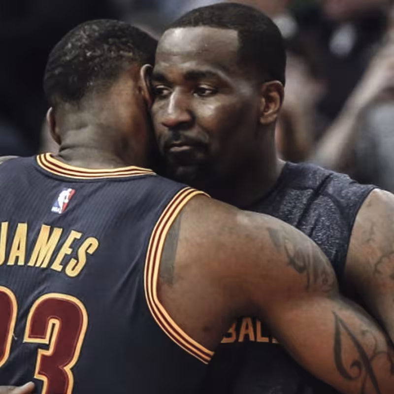 Kendrick Perkins pasa de Michael Jordan: "El GOAT, el mejor jugador de siempre, es LeBron James"
