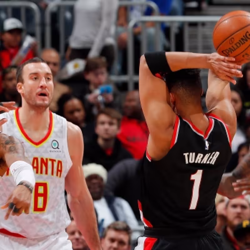 Portland traspasa a Evan Turner por Kent Bazemore