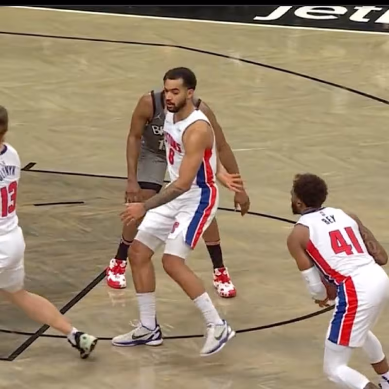 El codazo a Olynyk por el que Durant fue expulsado 