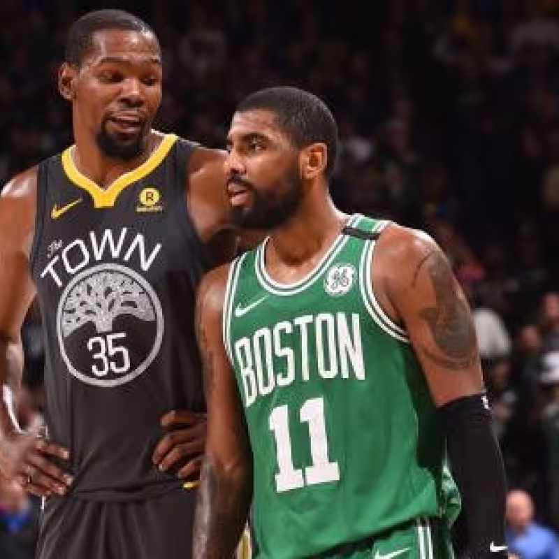 Kevin Durant y Kyrie Irving. Imagen: O Globo